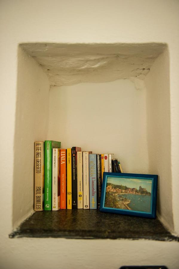 Borgo Antico - Il Nido Di Briciola Apartment Lerici Luaran gambar