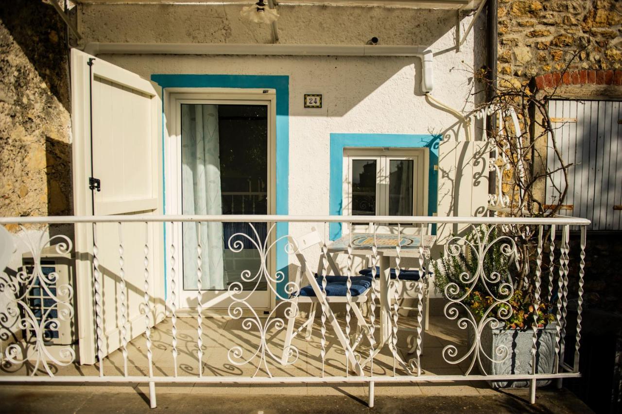 Borgo Antico - Il Nido Di Briciola Apartment Lerici Luaran gambar